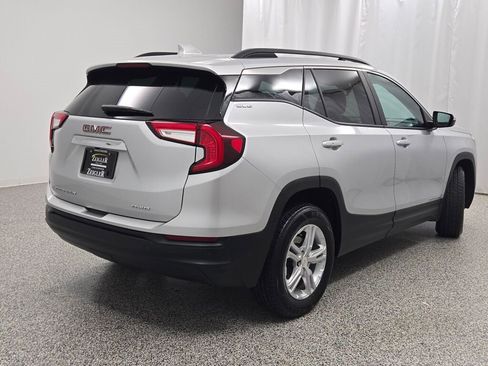 Used 2022 GMC Terrain SLE w/ Driver Convenience Package image 12