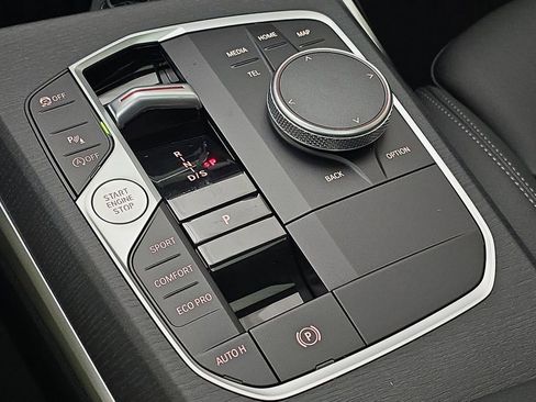 New 2026 BMW 330i xDrive Sedan w/ Premium Package image 21