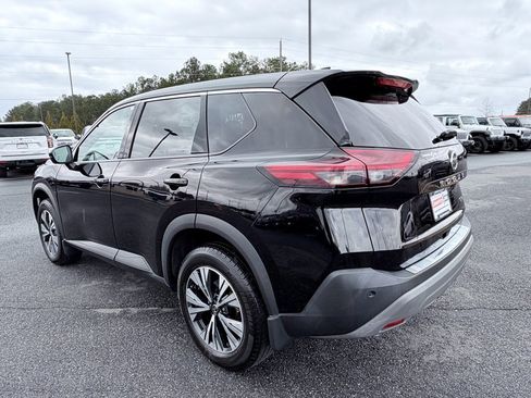 Used 2021 Nissan Rogue SV image 7