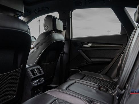 Used 2023 Audi SQ5 Premium Plus w/ Premium Plus Package image 11