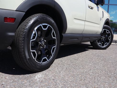 New 2025 Ford Bronco Sport Outer Banks w/ Outer Banks Tech Package+ image 11