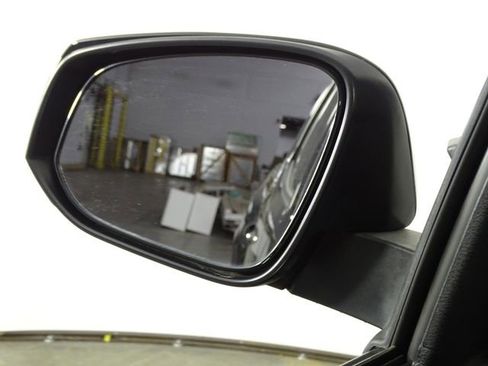 Used 2021 Toyota Tacoma SR5 RWD image 36