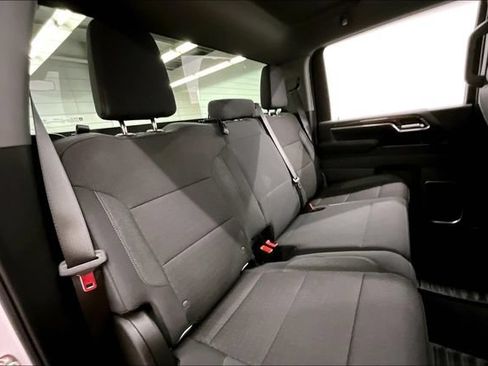 Used 2025 Chevrolet Silverado 2500 LT w/ Convenience Package AWD/4WD image 25
