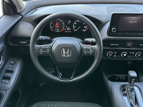 Certified 2024 Honda HR-V LX image 15