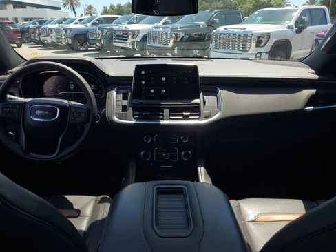 Certified 2022 GMC Yukon XL AT4 AWD/4WD image 18