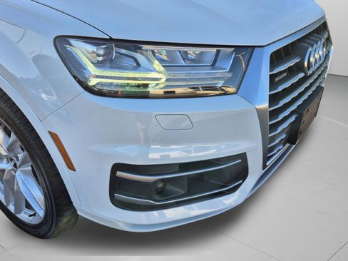 Used 2017 Audi Q7 3.0T Prestige w/ Prestige Package AWD/4WD image 39