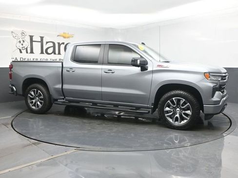 Used 2025 Chevrolet Silverado 1500 RST AWD/4WD image 47