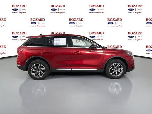 Certified 2024 Lincoln Corsair AWD w/ Equipment Group 101A image 9
