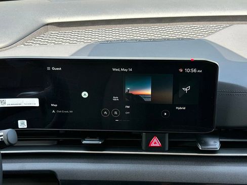 New 2025 Kia Carnival EX image 24