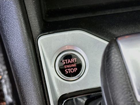 Used 2025 Nissan Altima 2.5 SV FWD image 21
