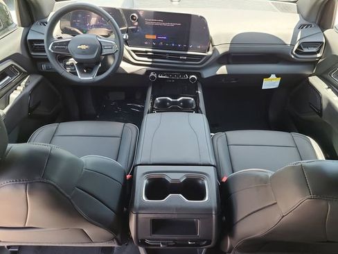 New 2026 Chevrolet Silverado EV LT image 15