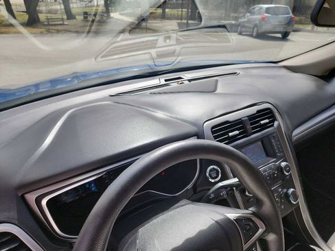 Used 2018 Ford Fusion S image 20