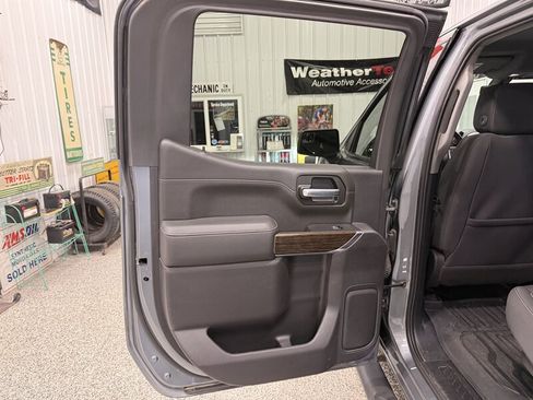 Used 2020 GMC Sierra 1500 Elevation w/ Elevation Value Package AWD/4WD image 29