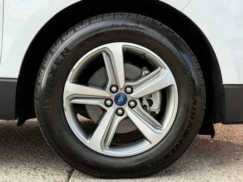 Used 2019 Ford Edge SEL w/ Equipment Group 201A FWD image 26