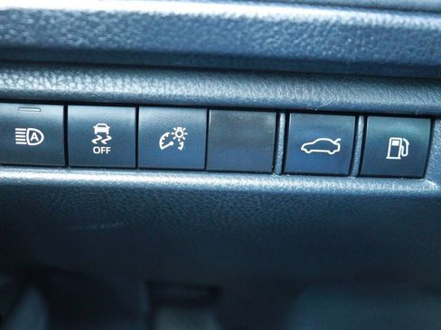 Used 2025 Toyota Camry LE image 20