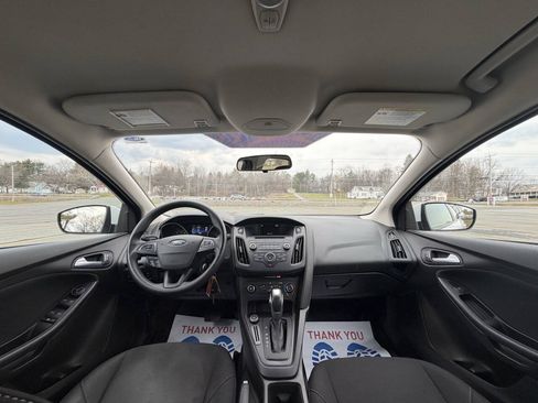 Used 2016 Ford Focus SE FWD image 16