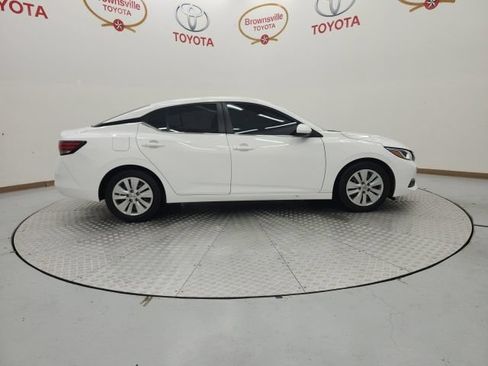 Used 2023 Nissan Sentra S FWD image 3