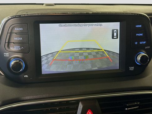 Used 2020 Hyundai Santa Fe SE image 19
