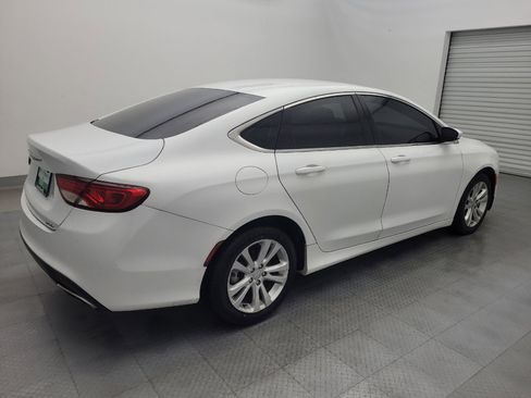Used 2015 Chrysler 200 Limited image 10