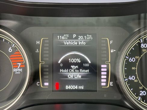 Used 2019 Jeep Cherokee Latitude Plus w/ Cold Weather Group image 34