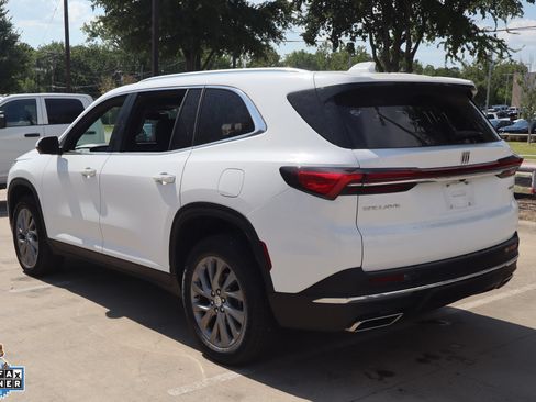 Used 2026 Buick Enclave Preferred FWD image 6