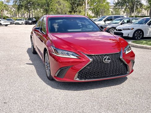 Used 2019 Lexus ES 350 F Sport w/ Accessory Package 2 FWD image 8