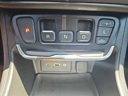 Used 2020 GMC Terrain SLE w/ Driver Convenience Package FWD image 19