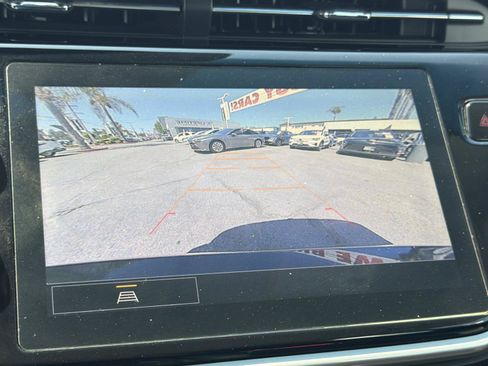 Used 2022 Chevrolet Bolt LT FWD image 25