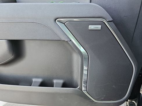 New 2025 Chevrolet Silverado 1500 LTZ AWD/4WD image 32