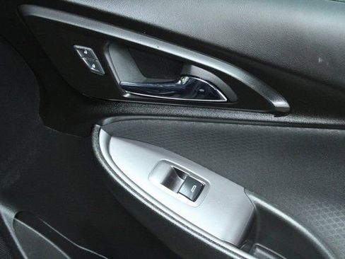 Used 2018 Chevrolet Malibu LS image 10