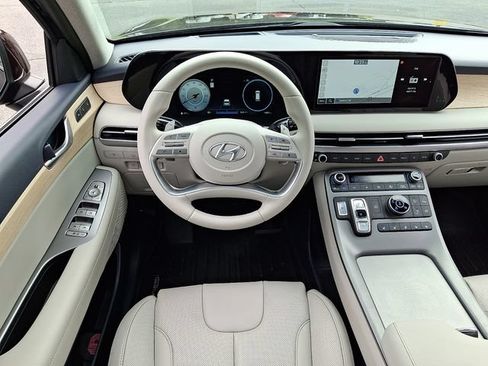Used 2023 Hyundai Palisade Limited AWD/4WD image 12