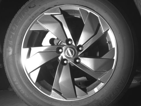 Used 2025 Nissan Rogue SV FWD image 15
