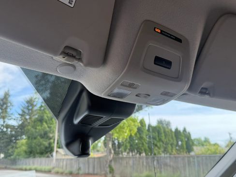 Used 2022 Ford Transit 250 Medium Roof RWD image 22