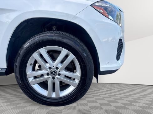 Used 2018 Mercedes-Benz GLS 450 4MATIC image 31