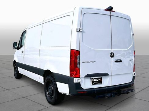 Used 2025 Mercedes-Benz Sprinter 2500 image 12