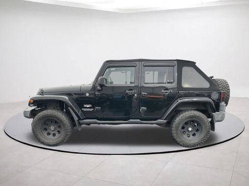 Used 2007 Jeep Wrangler Unlimited Sahara image 4