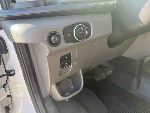 Certified 2022 Ford Transit 250 Low Roof w/ Exterior Upgrade Package image 8