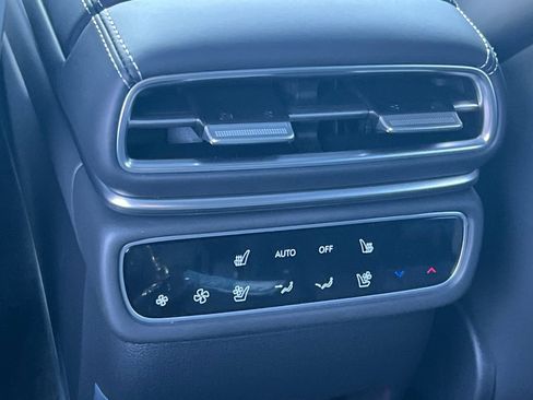 New 2025 Genesis GV80 3.5T e-SC image 15
