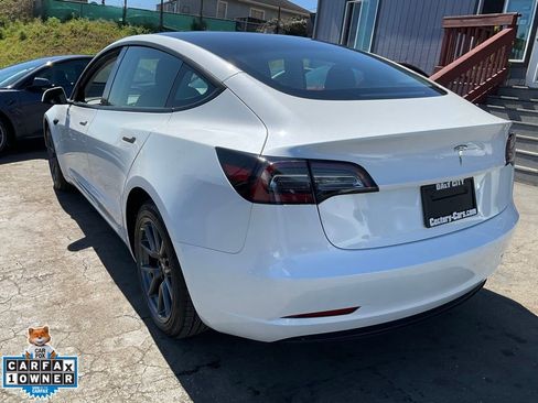 Used 2023 Tesla Model 3 Standard Range image 84