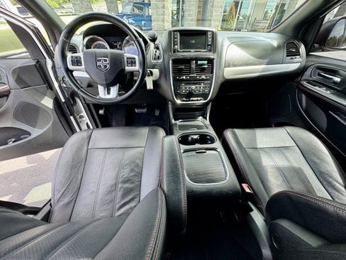 Used 2019 Dodge Grand Caravan GT FWD image 10