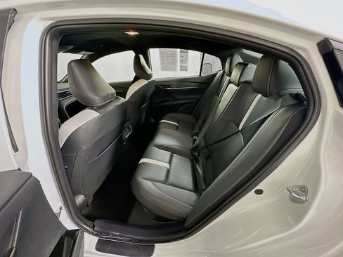 Used 2025 Toyota Camry SE image 26