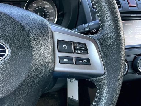 Used 2015 Subaru Forester 2.5i Limited AWD/4WD image 12
