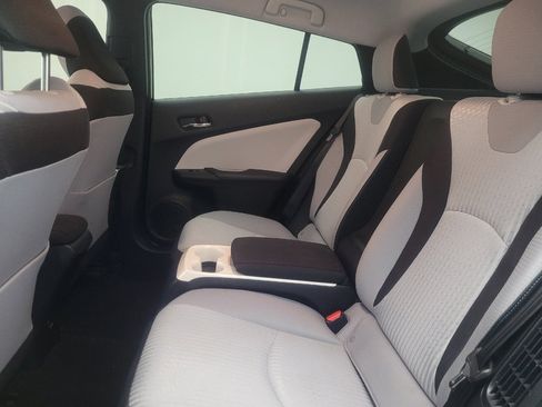 Used 2017 Toyota Prius Prime Plus w/ Carpet Mat Package FWD image 18