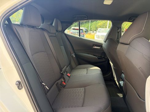 Used 2024 Toyota Corolla SE FWD image 18
