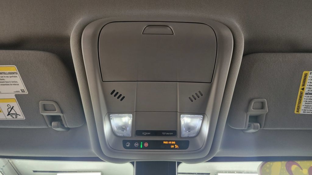 Used 2022 Chevrolet Equinox LT FWD image 31