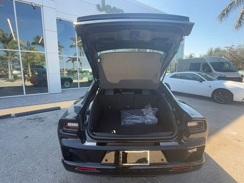 New 2026 Dodge Charger R/T Scat Pack w/ Blacktop Package image 34