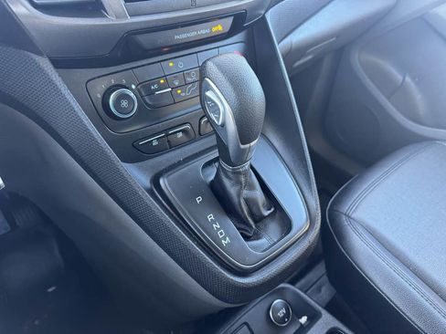 Used 2020 Ford Transit Connect XL image 29