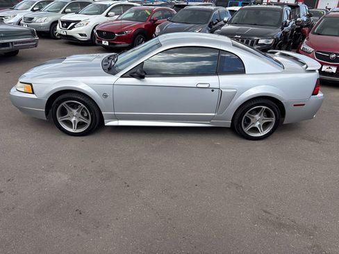 Used 1999 Ford Mustang GT RWD image 4