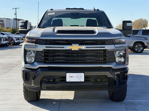 New 2026 Chevrolet Silverado 2500 Custom image 7