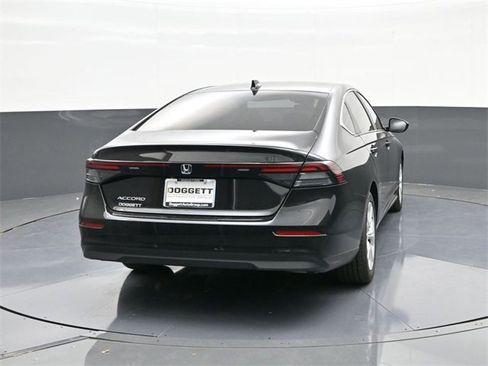 Used 2025 Honda Accord LX image 11